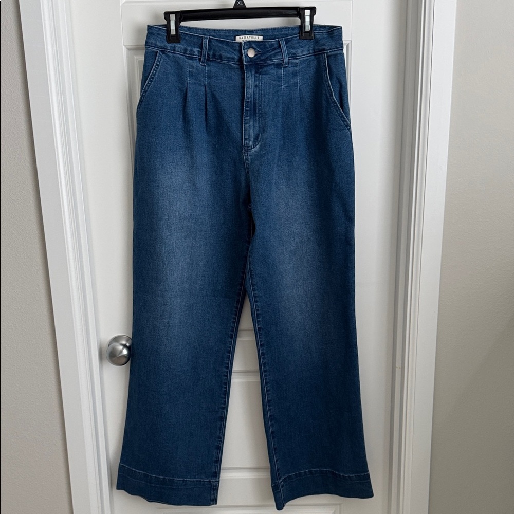 Universal Thread Dark Blue Wide Leg Jeans